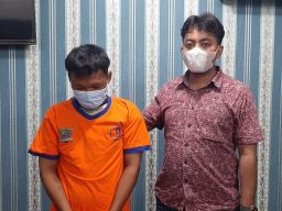 Curi Handphone Tepergok Massa, Pemuda Surabaya Mau Hepi Malah Masuk Bui