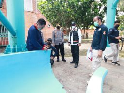 Selidiki Penyebab Seluncuran KenPark Surabaya Ambrol, Tim Labfor Gelar Olah TKP