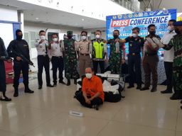 Bea Cukai Juanda Gagalkan Penyelundupan Bibit Bening Lobster Ilegal ke Singapura