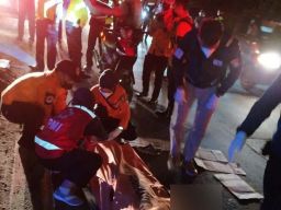 Pemotor asal Pati Tewas Tertabrak Truk di Surabaya