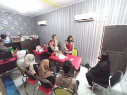 Pasangan Muda-mudi Terjaring Razia di Mojokerto, Ditemukan Kondom Bekas Pakai