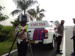 TAA Korlantas Polri Olah TKP Kecelakaan Bus di Tol Mojokerto, Ini Temuannya