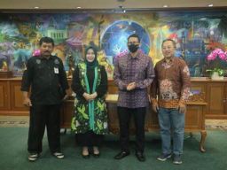 Bertemu Sandiaga Uno, Bunda Lisdyarita Paparkan Potensi Pariwisata Kota Reog