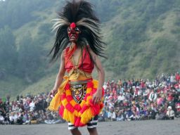 Foto: Serunya Pagelaran Eksotika Bromo 2022 Sambut Yadnya Kasada