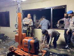 Korsleting Listrik Diduga Jadi Penyebab Kebakaran Gudang di Polres Kediri Kota