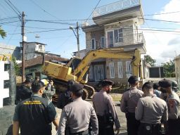 Home Stay Mewah di Kota Batu Dieksekusi Pengadilan, Ini Penyebabnya