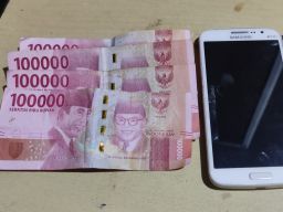 Prostitusi Online di Hotel Kawasan Tambaksari Surabaya, Ini BB yang Disita