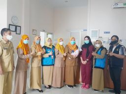 Banyak Warga Ingin Adopsi, Bayi Terbungkus Plastik di Lamongan jadi Milik Negara