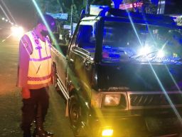 Tabrak Pembatas Jalan Usai Senggol Pikap di Ponorogo, Biker asal Wonogiri Tewas