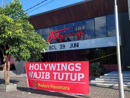 Izin Seluruh Holywings di Surabaya Dibekukan, Walikota: Gak Oleh Buka Disek!