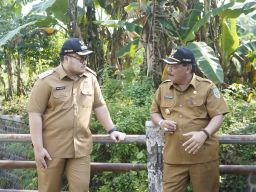 Bertemu Mas Dhito, Plt Bupati Nganjuk Puji Jalan Mulus di Kabupaten Kediri