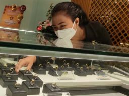 Perusahaan ini Perluas Bisnis dan Sebarkan Inklusivitas Emas di Surabaya