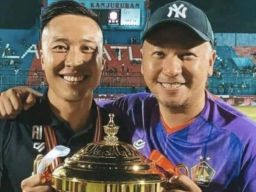 Bantah Tudingan 'Adu Kungfu', Persik Akan Kembalikan Piala Trofeo Ronaldinho