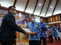 Dukung Penanganan Covid-19, PT SIER Raih Persakmi Award