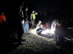 Pesta Miras Dekat Rel, Pemuda Asal Kediri Terserempet Kereta Api di Tulungagung