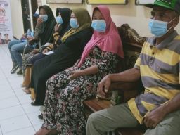 Uang BPNT Ditukar Paksa dengan Sembako, Warga Sampang Lapor Polisi