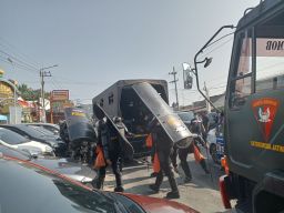 Personel Pengamanan Jemput Paksa Tersangka Pencabulan Santri di Jombang Ditambah