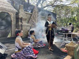 Foto: Melihat Upacara Manusuk Sima, Napak Tilas Lahirnya Kota Kediri