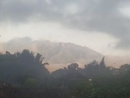 Sempat Erupsi, Gunung Raung Terpantau Kembali Normal