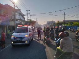 Tabrakan Dua Motor di Krian Sidoarjo, Satu Orang Gegar Otak