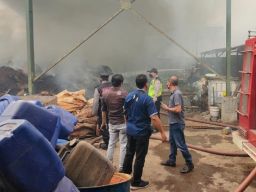Kertas Avalan di PT HAN Mojokerto Terbakar