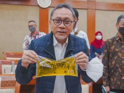 Catat Ibu-ibu! Mendag Zulkifli Sebut Minyak Goreng Rp14 Ribu Diluncurkan Besok