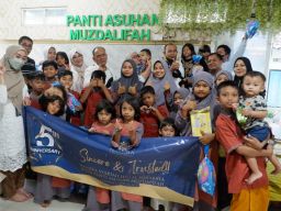 Menginap Gratis untuk Ustaz di Anniversary ke-5 Namira Syariah Hotel Surabaya