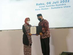 Angka Stunting Kota Mojokerto Terendah ke 2 Nasional, Ning Ita Raih Penghargaan