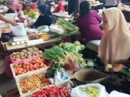 Harga Kebutuhan Pokok di Lamongan Melonjak Jelang Idul Adha