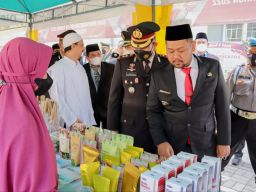 Polres Gresik Gelar Pasar Rakyat Meriahkan HUT Bhayangkara ke-76