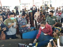 Keren, Kejari Kota Batu Musnahkan Barang Bukti dengan Proses Pirolisis