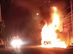 Lagi, Pikap Bermuatan BBM Terbakar di Paciran Lamongan