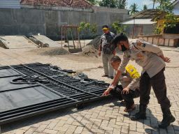 Karyawan Toko di Banyuwangi Meninggal Usai Tertimpa Pintu Gerbang Rumah Majikan