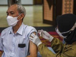 Pemerintah Siapkan Sentra Vaksinasi Booster di Tiap Daerah
