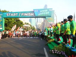 Wow! Puluhan Ribu Warga Jatim Meriahkan Gowes Bareng Gubernur Khofifah