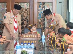 Anak Pramuka Duduki Kursi Bupati Lamongan, Ternyata...