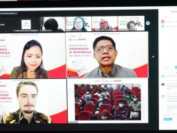 Bahas Demokrasi, UMSurabaya Undang Akademisi Universitas Flinder Australia