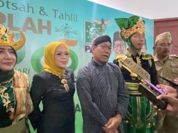 Gelar Karnaval HUT RI Ke-77, PKB Jatim Serukan Berpolitik Riang Gembira