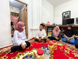 Melayat ke Rumah Bang Dzoel, Bupati Ipuk: Banyuwangi Kehilangan Sosok Inspiratif