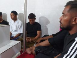 Skuad Persela Ziarah ke Makam Mbah Lamong Sebelum Arungi Liga 2