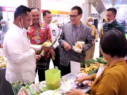 Pasar Djadoel Grissee Hadirkan Sego Karak hingga Endog Wader