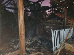 Kebakaran Kandang Sapi Menjelang Subuh Gegerkan Warga Bluto Sumenep