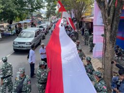 Rayakan HUT RI Ke-77, DPC PKB Jember Kirab Bendera Merah Putih 500 Meter
