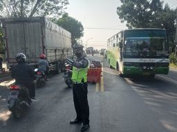 Perbaikan Jembatan Ngaglik Lamongan Dilanjut, Ini Jalur Alternatifnya