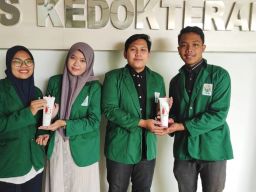 Mahasiswa di Surabaya Ciptakan Body Cream Berbahan Dasar Biji Buah Delima