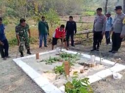 Pilihan Pembaca: Makam Misterius, Es Krim Orlando, Lomba Agustusan