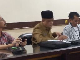 Sangkal Tersangka Dugaan Korupsi Pemotongan Honor Pemakaman Covid di Jember