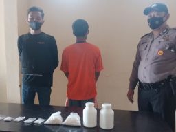 Pengedar Pil Koplo di Kediri Terjaring Penyekatan Lalu Lintas Usai COD
