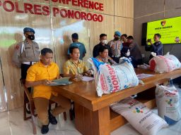 Diduga Jual Pupuk Bersubsidi, Petani di Ponorogo Diciduk Polisi