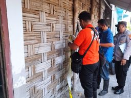 Anjing-anjing di Rumah Jagal Surabaya itu Digantung hingga Mati, Lalu Dibakar